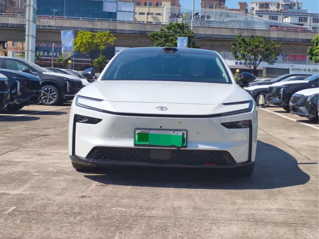 Toyota BoZhi 7 — Фото автомобиля 2
