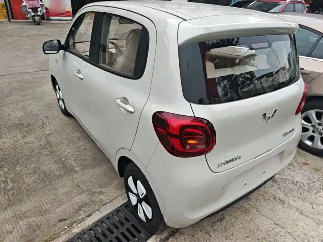 Wuling Hongguang Mini EV — Фото автомобиля 4