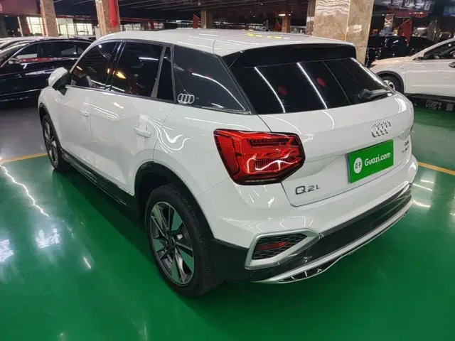 Audi Q2L — Фото автомобиля 4