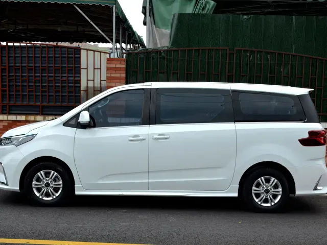 Maxus G20 — Фото автомобиля 3
