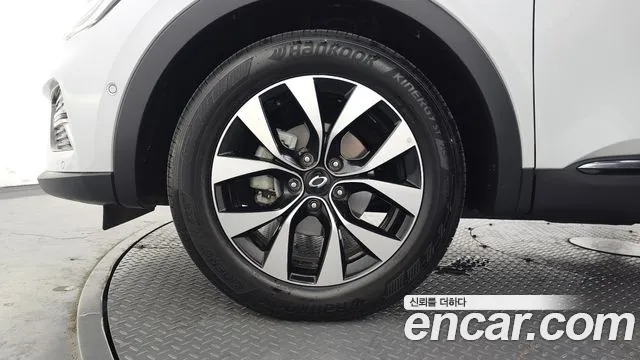 Renault-KoreaSamsung XM3 — Фото автомобиля 5