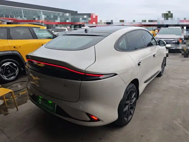 IM Motors LS6 — Фото автомобиля 6