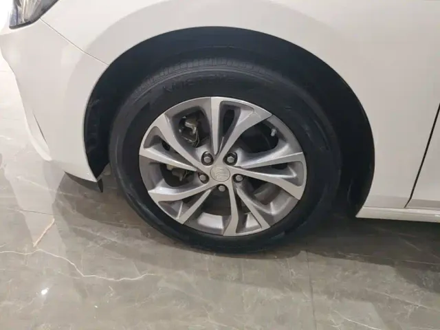 Buick Verano — Фото автомобиля 22