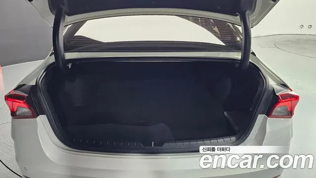 Kia K5 K5 3 поколение 2.0 LPI(Для проката) — Фото автомобиля 20