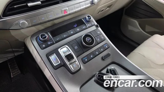 Hyundai Palisade Palisade Дизель 2.2 2WD — Фото автомобиля 9