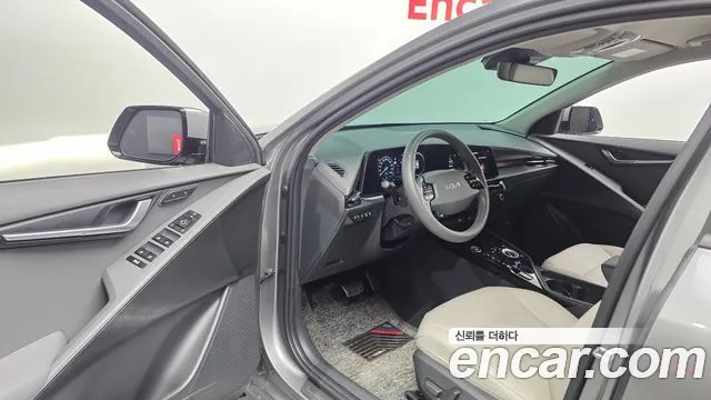 Kia Niro The All New — Фото автомобиля 15