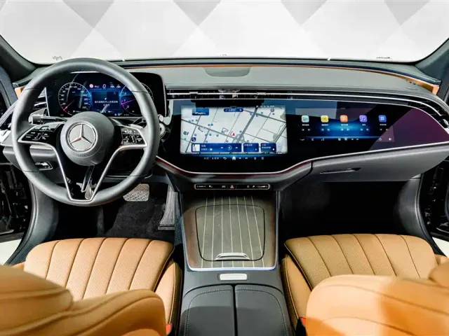 Mercedes-Benz E-Class — Фото автомобиля 13