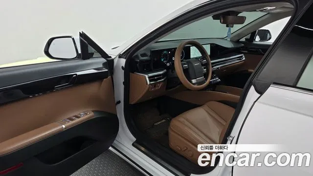 Hyundai Grandeur GN7 — Фото автомобиля 10
