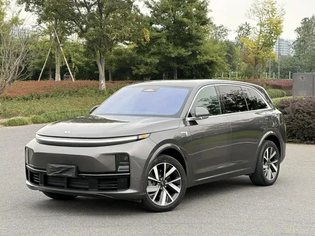 Фотография автомобиля — Li Auto L7