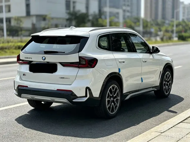 BMW X1 — Фото автомобиля 13