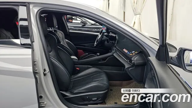 Hyundai AVANTE — Фото автомобиля 11