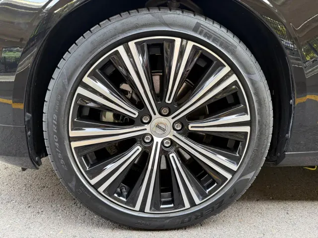 Volvo S90 — Фото автомобиля 15