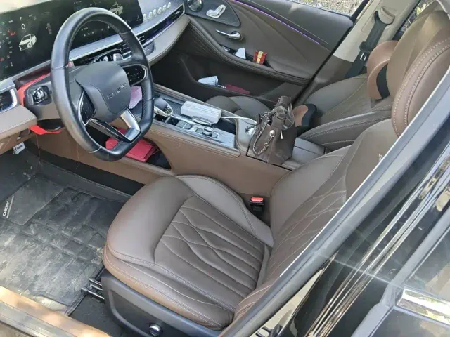 Chery Arrizo 8 — Фото автомобиля 11
