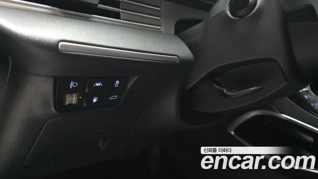 Hyundai Grandeur New — Фото автомобиля 29