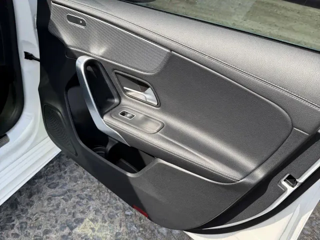 Mercedes-Benz A-Class — Фото автомобиля 18