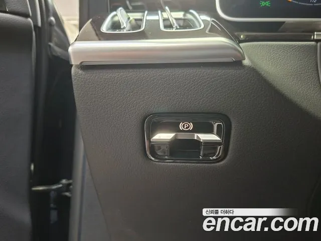 Mercedes-Benz S-Class W223 — Фото автомобиля 10
