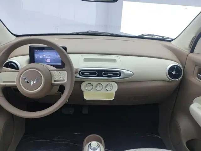 Wuling Hongguang Mini EV — Фото автомобиля 13