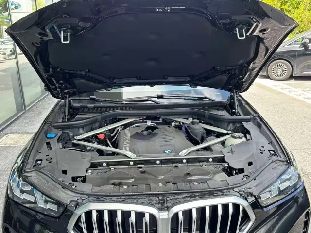 BMW X6 — Фото автомобиля 6