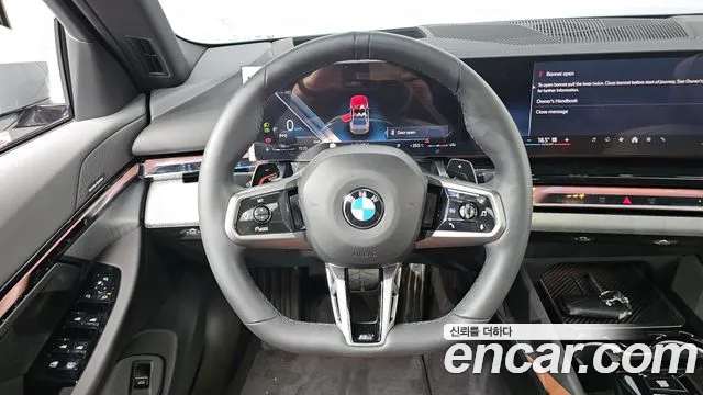 BMW 5-Series 5 серия (G60) 530i xDrive M Sport — Фото автомобиля 11
