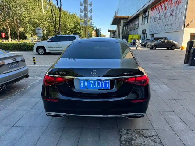 Mercedes-Benz S-Class — Фото автомобиля 9