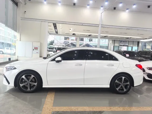Mercedes-Benz A-Class — Фото автомобиля 7