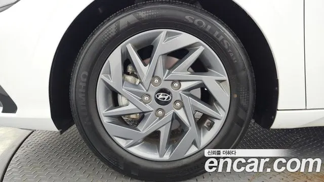 Hyundai AVANTE Новый Avante (CN7) — Фото автомобиля 5