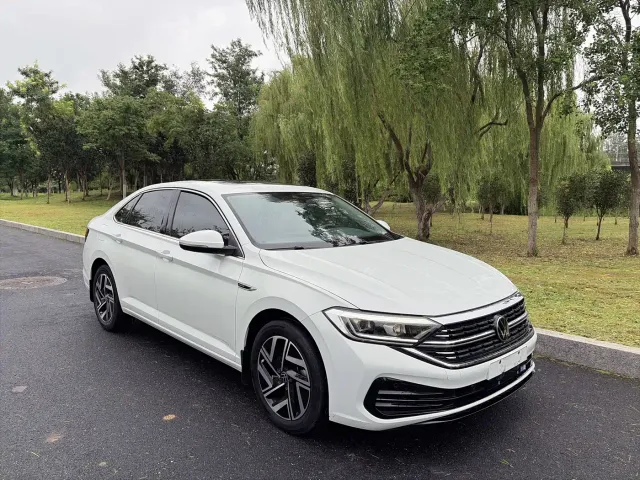 Volkswagen Sagitar — Фото автомобиля 3
