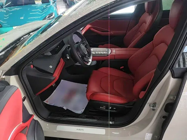 Xiaomi SU7 — Фото автомобиля 11