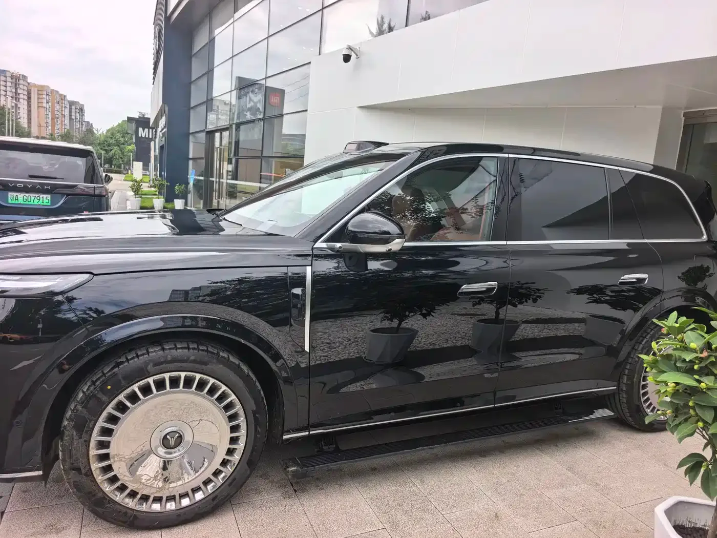 Voyah Auto VOYAH Taisan 2026 Model Quad-LiDAR Edition — Фото автомобиля 4