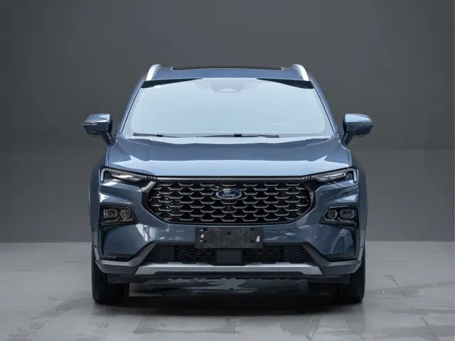 Ford Lingrui — Фото автомобиля 4