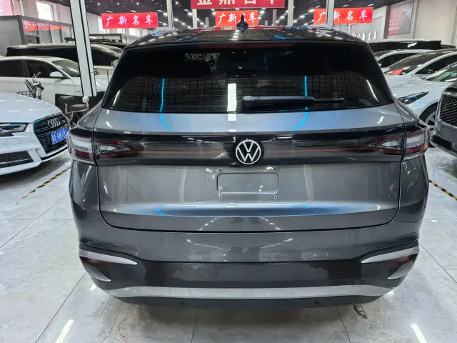 Volkswagen ID.4 X — Фото автомобиля 8