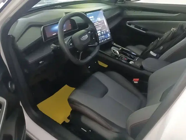 Geely Boyue — Фото автомобиля 14