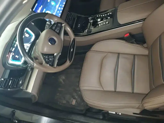 BYD Han — Фото автомобиля 15