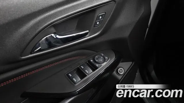 ChevroletGMDaewoo Trax Trax Кроссовер — Фото автомобиля 28