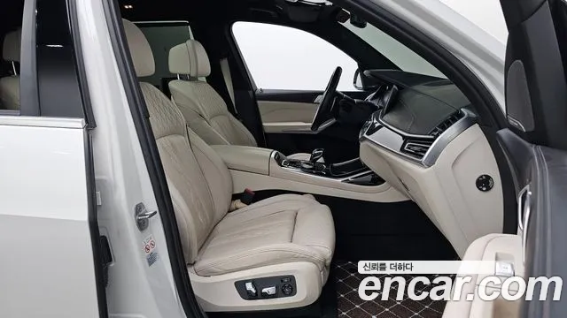 BMW X7 G07 — Фото автомобиля 16