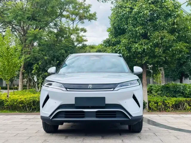 BYD Yuan UP — Фото автомобиля 2