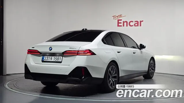 BMW 5-Series 5 серия (G60) 523d xDrive M Sport — Фото автомобиля 2
