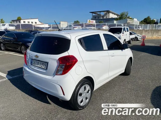 Chevrolet Spark — Фото автомобиля 4