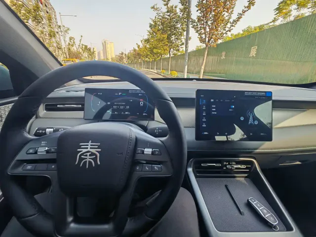 BYD Qin PLUS — Фото автомобиля 10