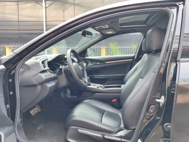 Honda Civic — Фото автомобиля 9
