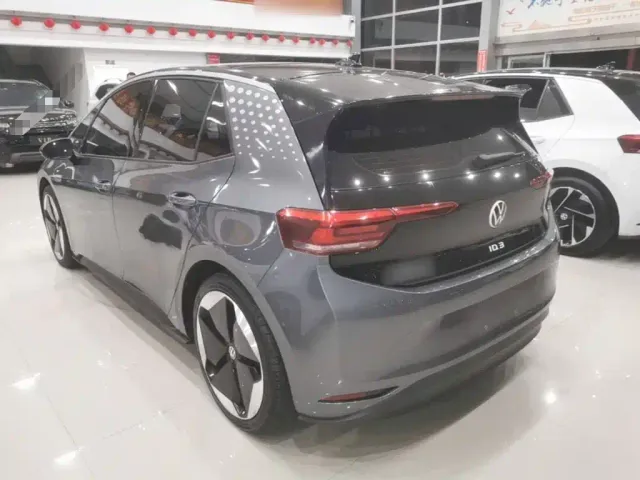 Volkswagen ID.3 — Фото автомобиля 4