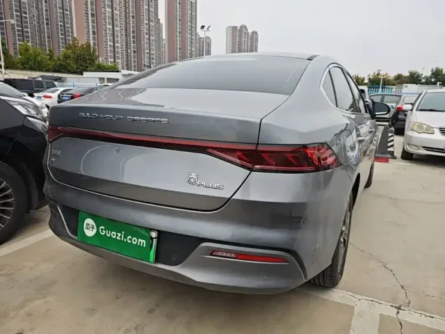 BYD Qin PLUS 2024 Glory Edition EV 510KM Leading — Фото автомобиля 6