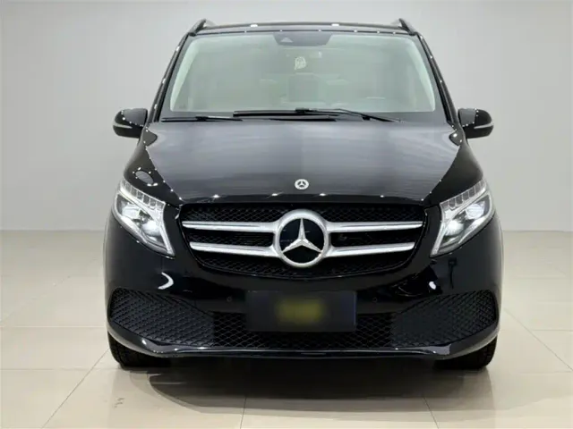 Mercedes-Benz V-Class — Фото автомобиля 10