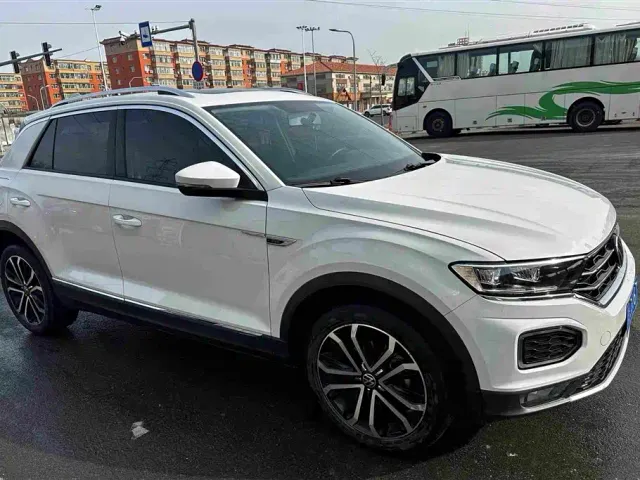 Volkswagen Volkswagen T-ROC 2021 Facelift 280TSI DSG 2WD Comfort Smart Connect Edition — Фото автомобиля 3