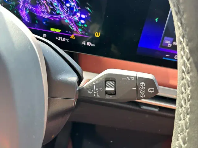 BMW iX M60 — Фото автомобиля 21