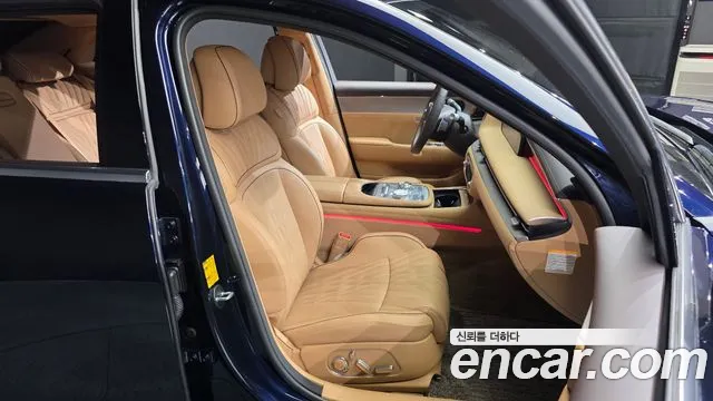 Genesis G90 — Фото автомобиля 26