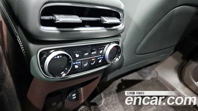 Genesis GV80 3.5T Бензин AWD — Фото автомобиля 16