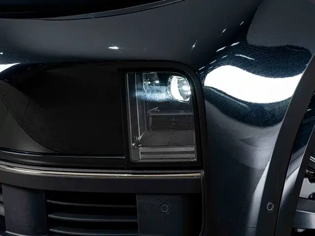 Li Auto L8 — Фото автомобиля 4