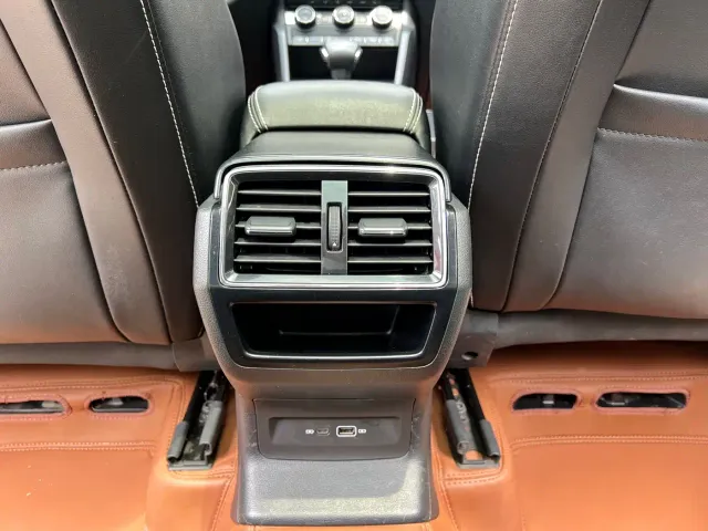 Skoda Karoq — Фото автомобиля 16