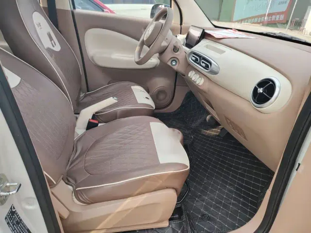 Wuling Hongguang Mini EV — Фото автомобиля 11